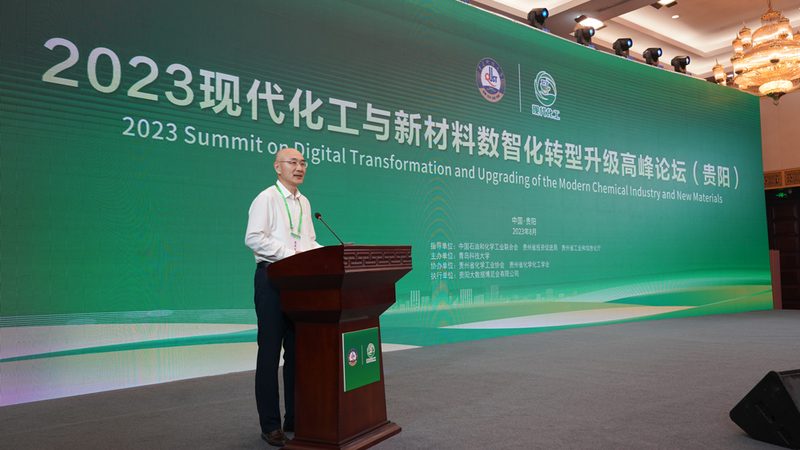 发动机舱里的“隐形胶带”：汽车密封胶粘剂到底看什么